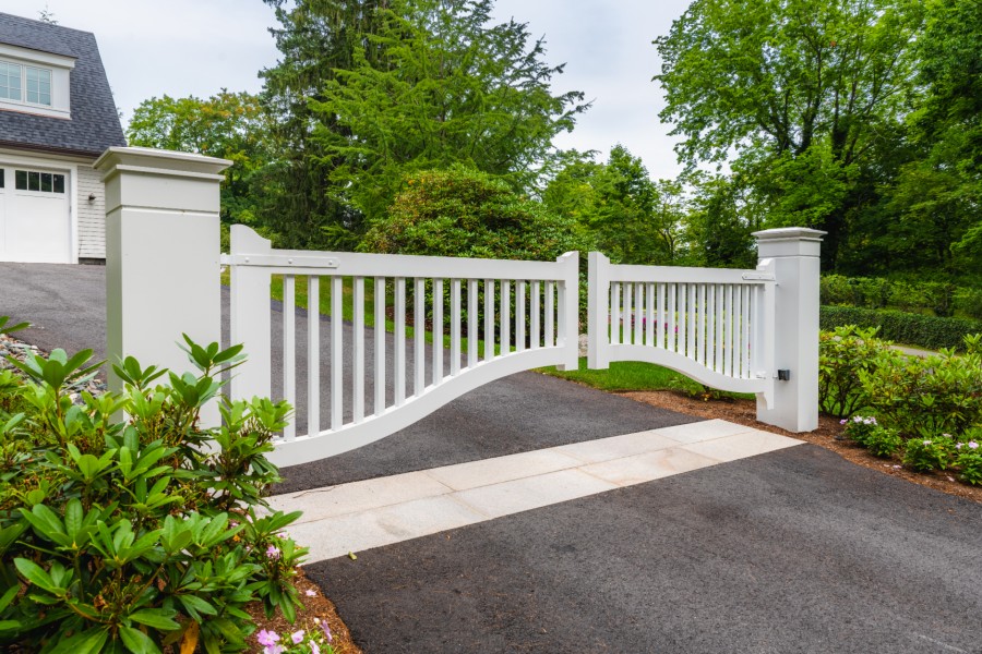 Driveway Gates – Manchester by the Sea