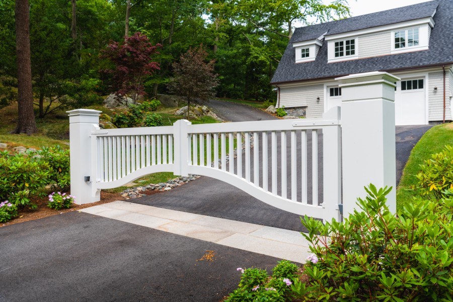 Driveway Gates – Manchester by the Sea